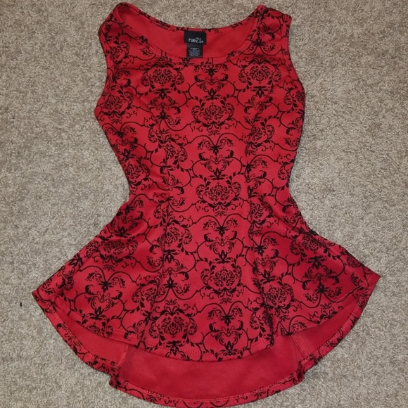 Rue21 Tops - Rue 21 super cute sleeveless top